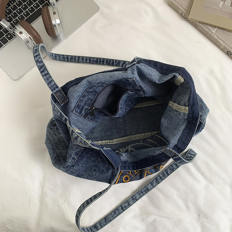 Bolso de Mano Retro de Mezclil - Embroidery Class reseña y precio
